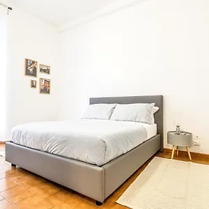 https://la-lungara-trastevere.it-romehotels.com